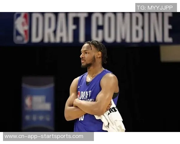 布朗尼佩戴詹姆斯联名理查米尔手表引发热议市场价值约55万美元 布朗尼佩戴詹姆斯联名理查米尔手表引发热议市场价值约55万美元