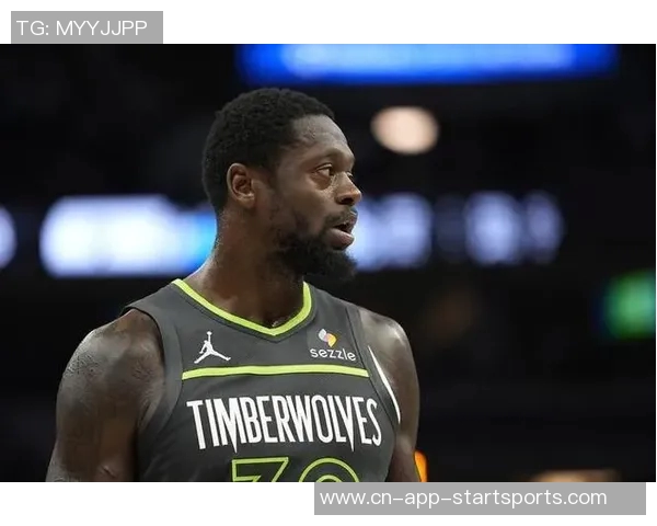 兰德尔半场表现出色9投6中助力球队三分球命中率高达667 兰德尔半场表现出色9投6中助力球队三分球命中率高达667