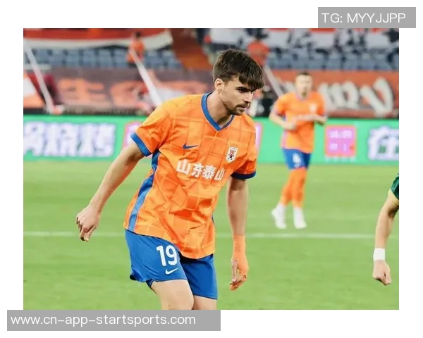 卡扎伊什维利荣膺2025赛季中超最佳球员创27球5助佳绩